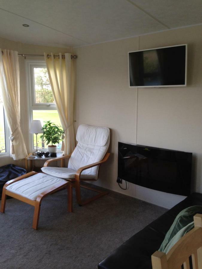 Marshlands Lakeside Nature Retreat Barton-upon-Humber Esterno foto